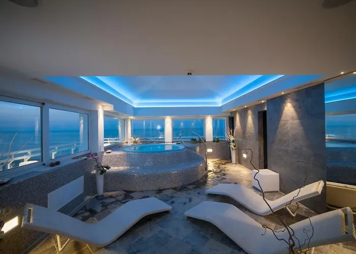 Hotel Adlon - Fronte Mare Riccione